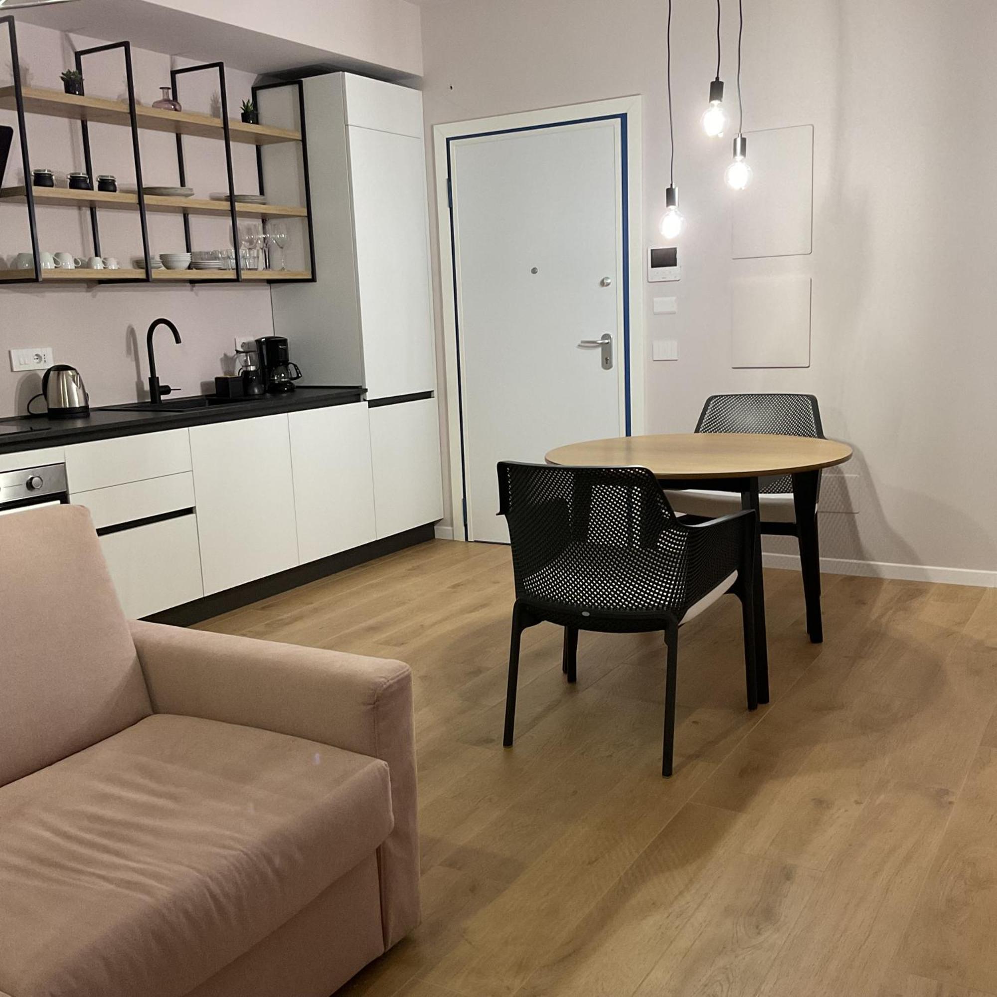 Residenza Labicana Luxury Apartment- In The Heart Of Rzym Zewnętrze zdjęcie